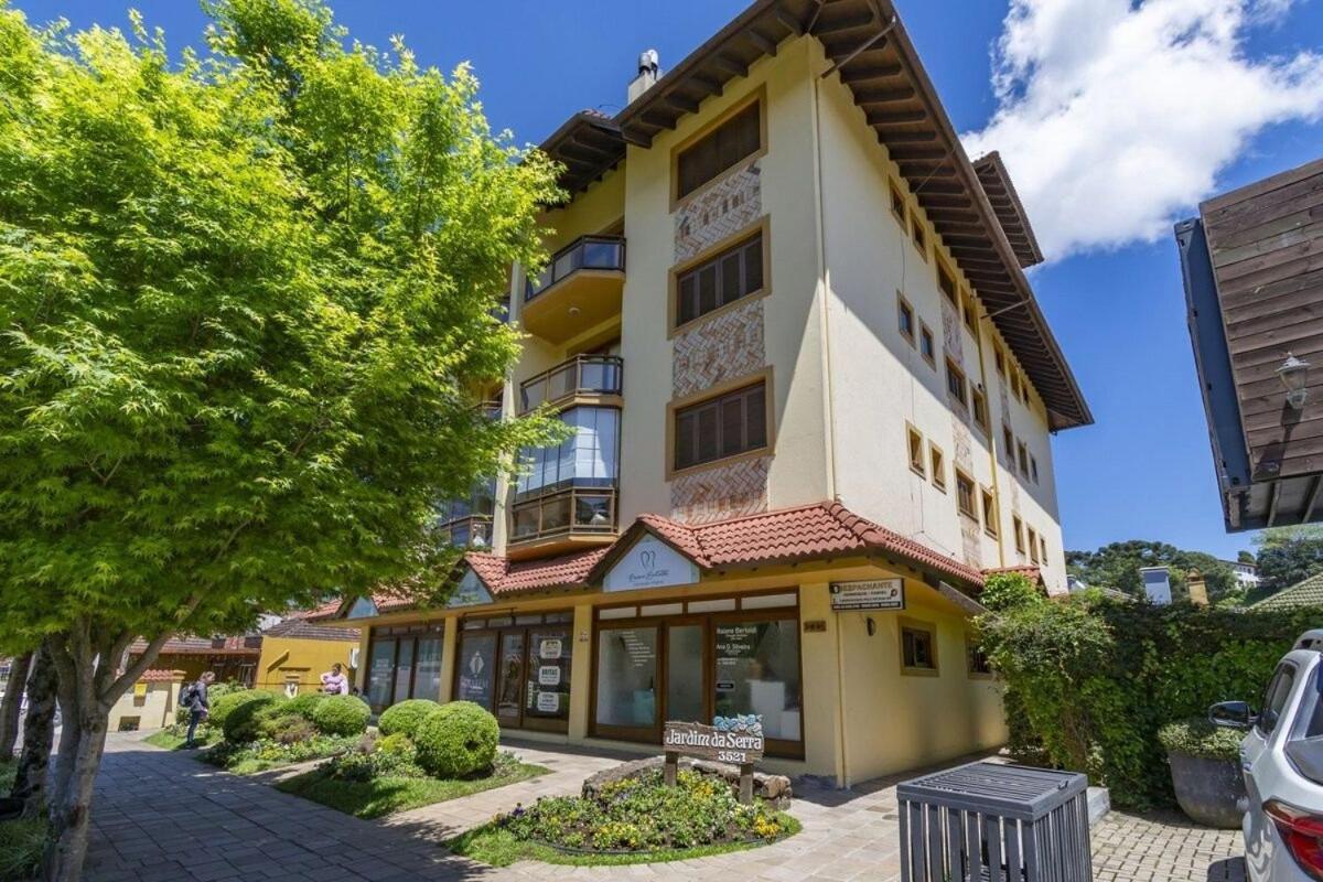 Rosa Edificio Jardim Da Serra Gramado Exterior foto